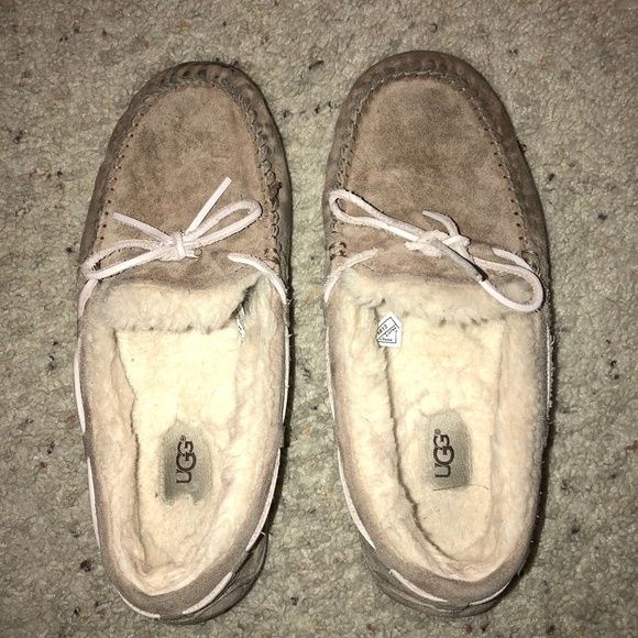 cheap moccasin slippers